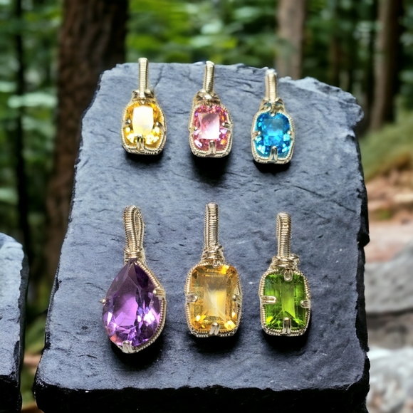 Handmade Sterling Silver crushed ice cz pendant - Picture 4 of 4